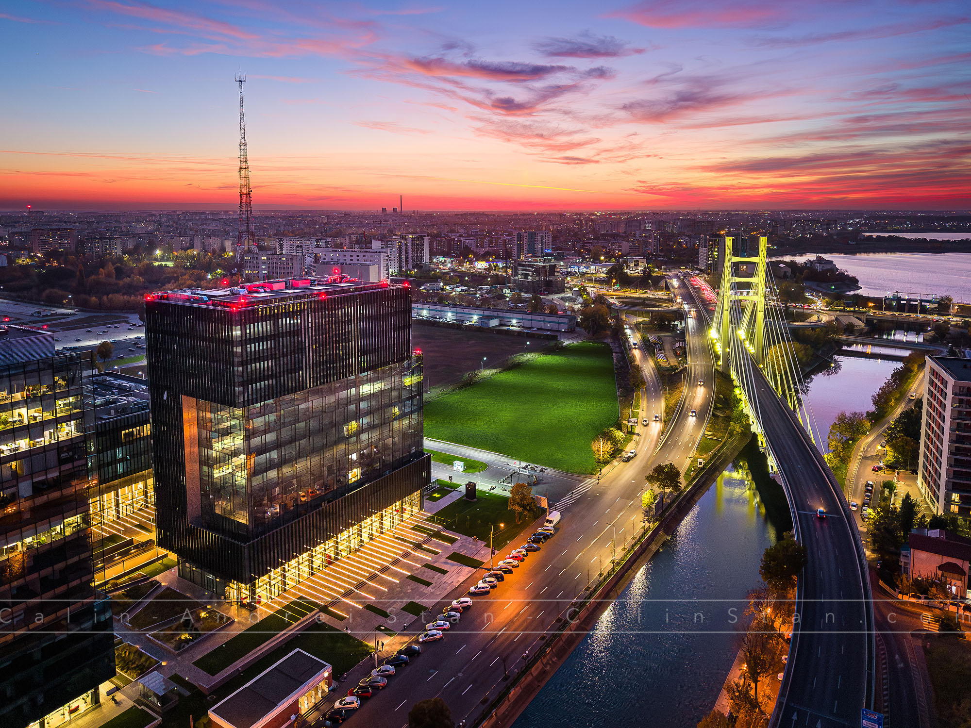 Fotografii cu clădirile de birouri London fi Oslo Office Building
